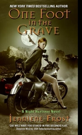 One Foot in the Grave by Jeaniene Frost (2008) - Best Vampire Romance Books
